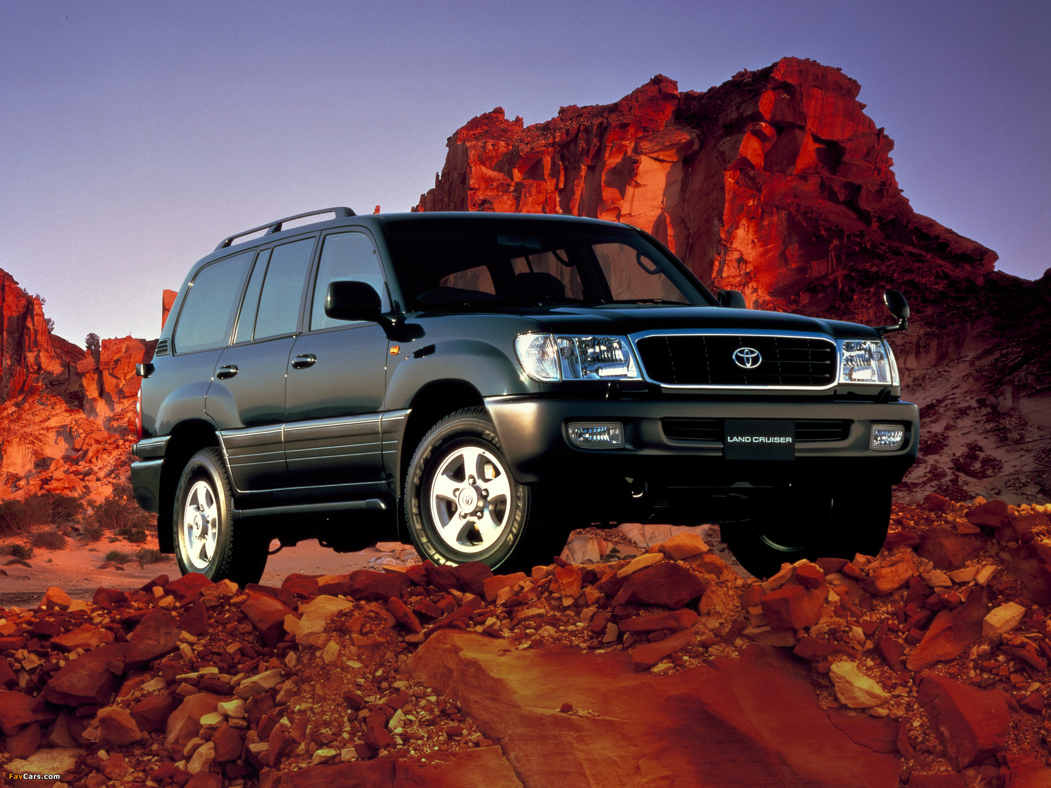 LANDCRUISER 100